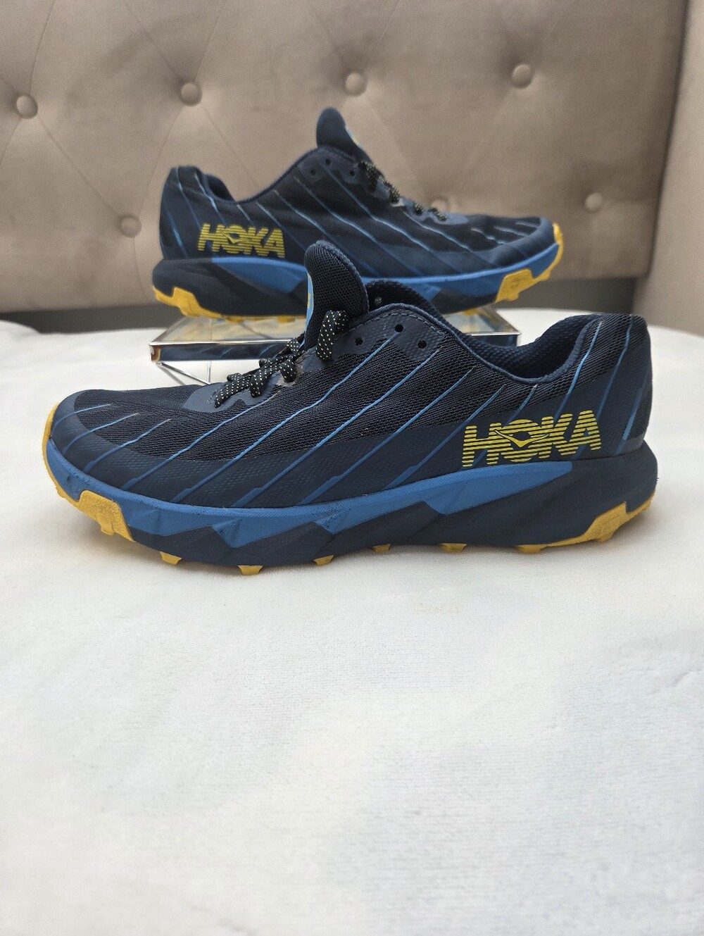 Hoka One One‎ Torrent Trail Running Shoes Navy Blue Yellow Men’s Size 9.5